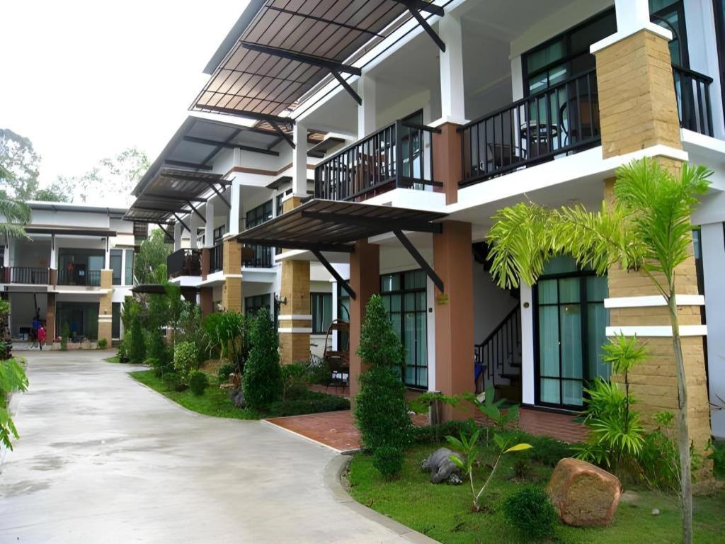 Nattha Waree Hot Spring Resort And Spa Ban Nua Khlong Екстер'єр фото