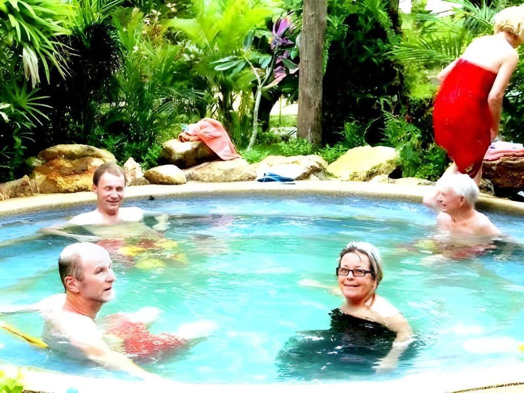 Nattha Waree Hot Spring Resort And Spa Ban Nua Khlong Екстер'єр фото